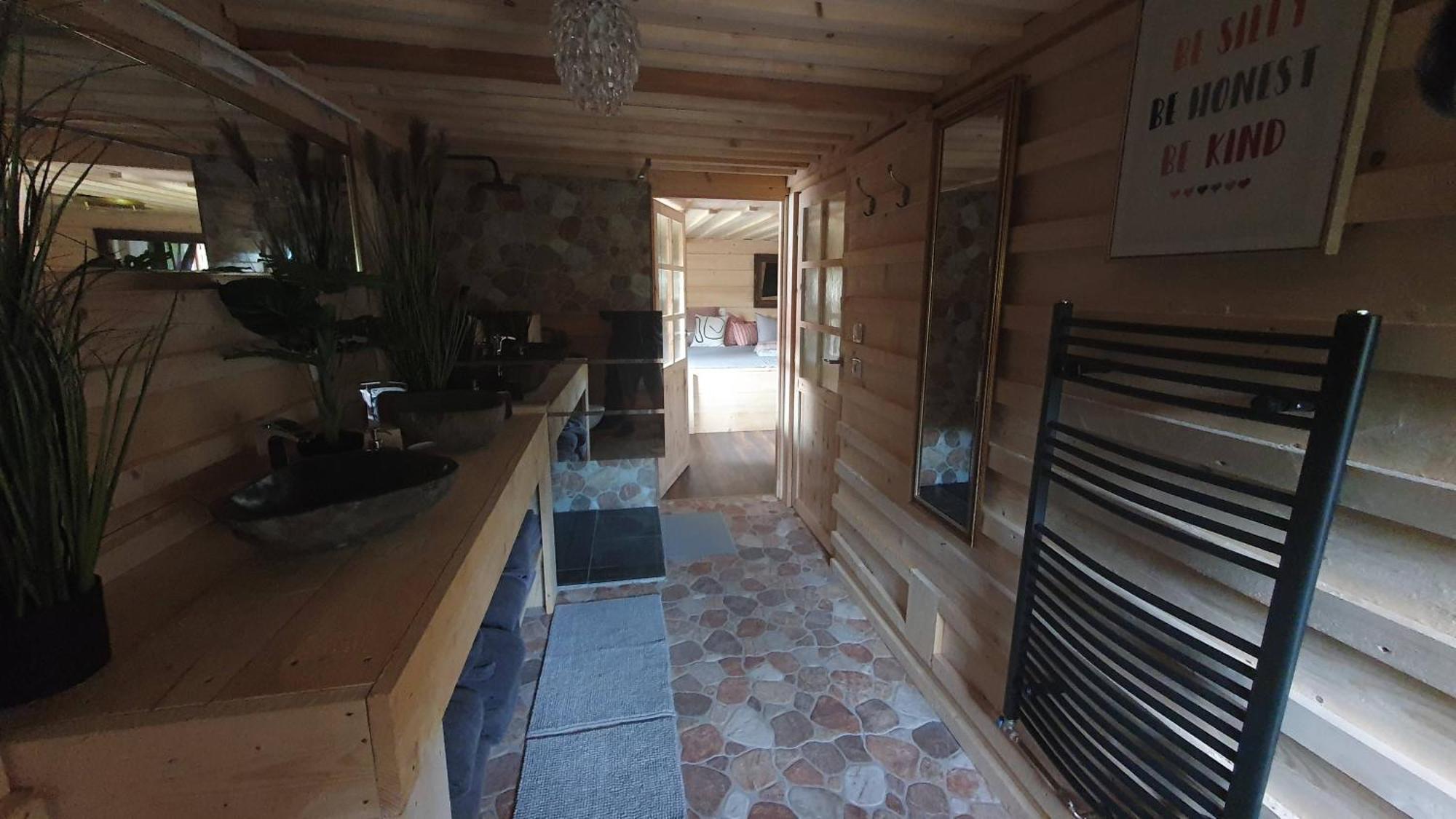 Villa Wellness-Beskydy Prostřední Bečva Esterno foto